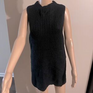 Women's Forever 21 size medium turtle neck sweater